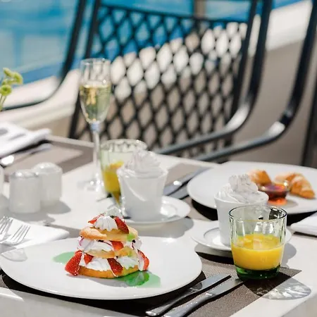 Hotell Royal Palm